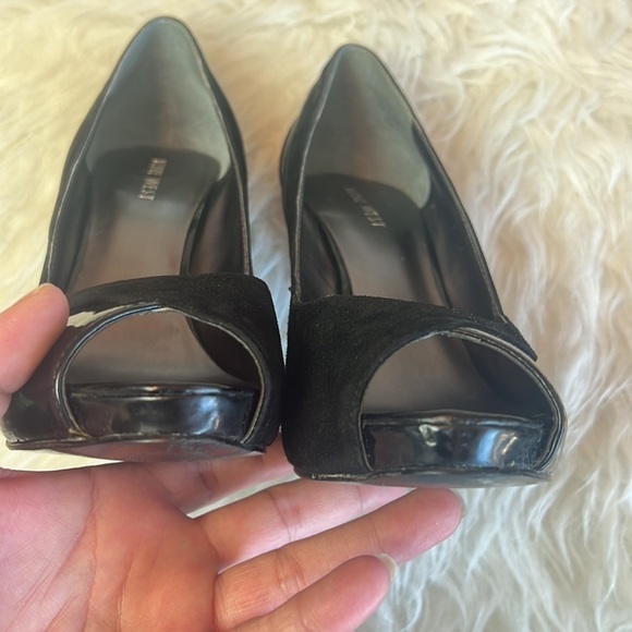 Nine West Black Peep Toe Pumps Size 7.5 - Picture 14 of 15
